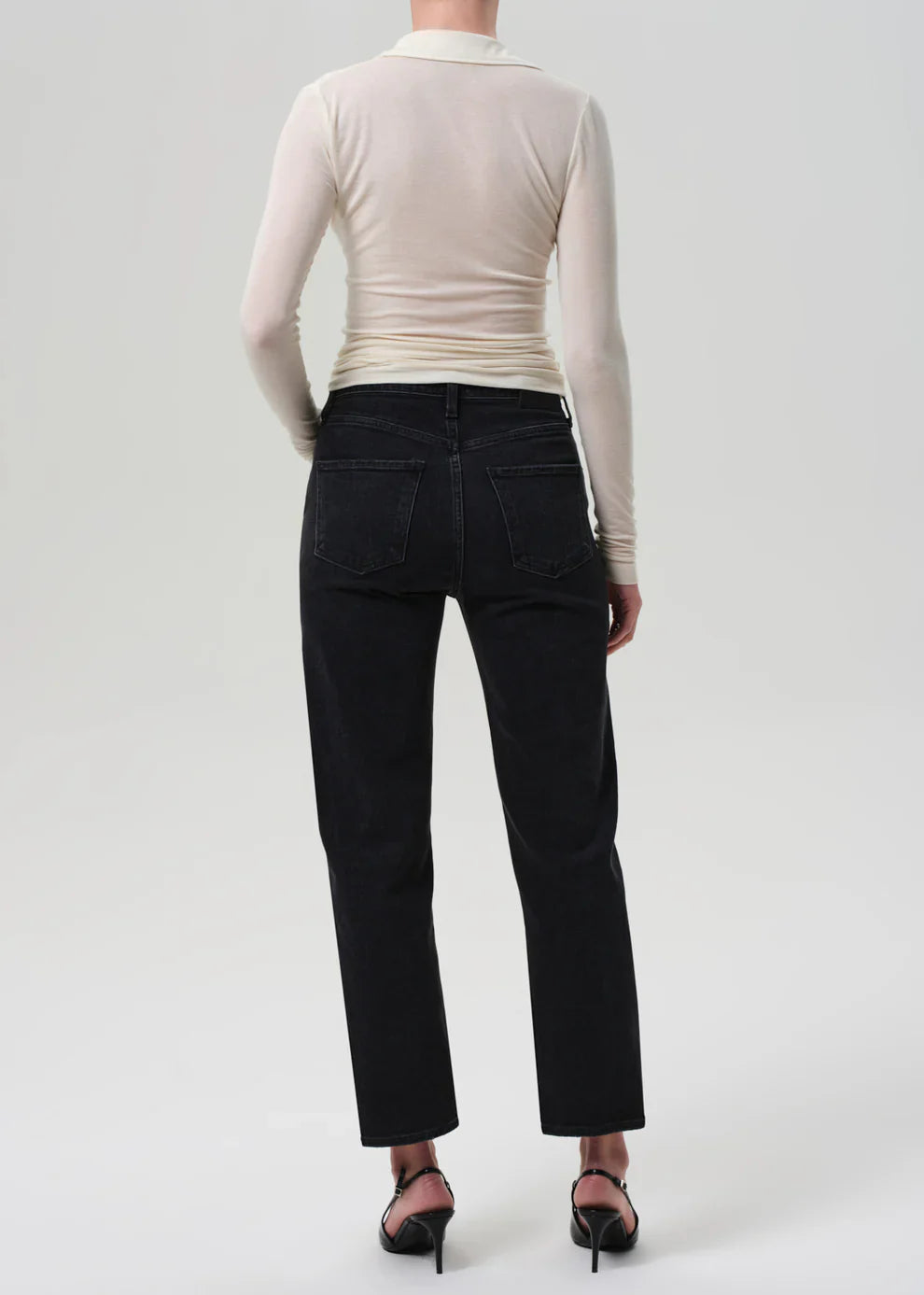 Delfina in Willow