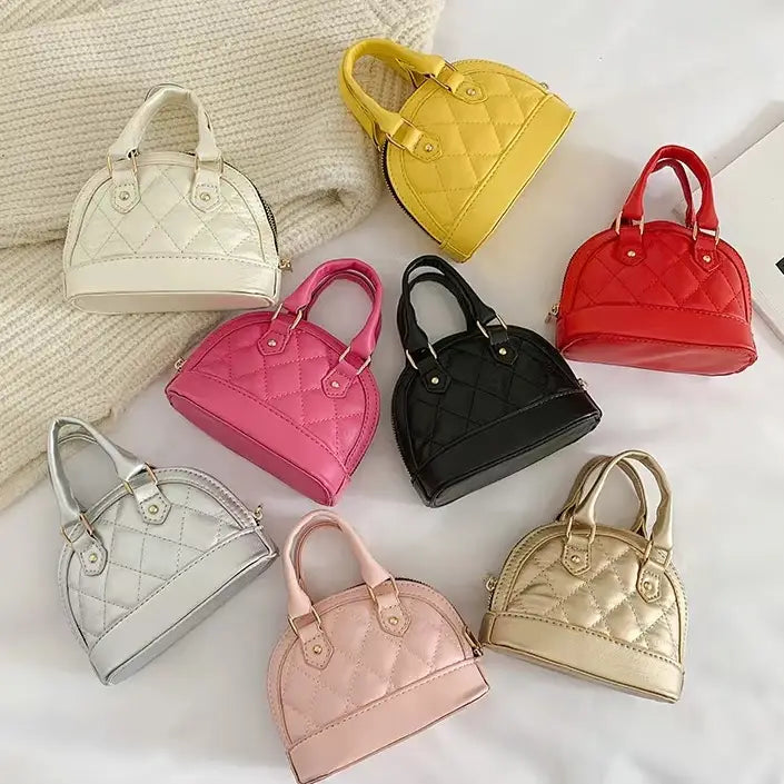 Mini Shell Rhombus Handbag in Red