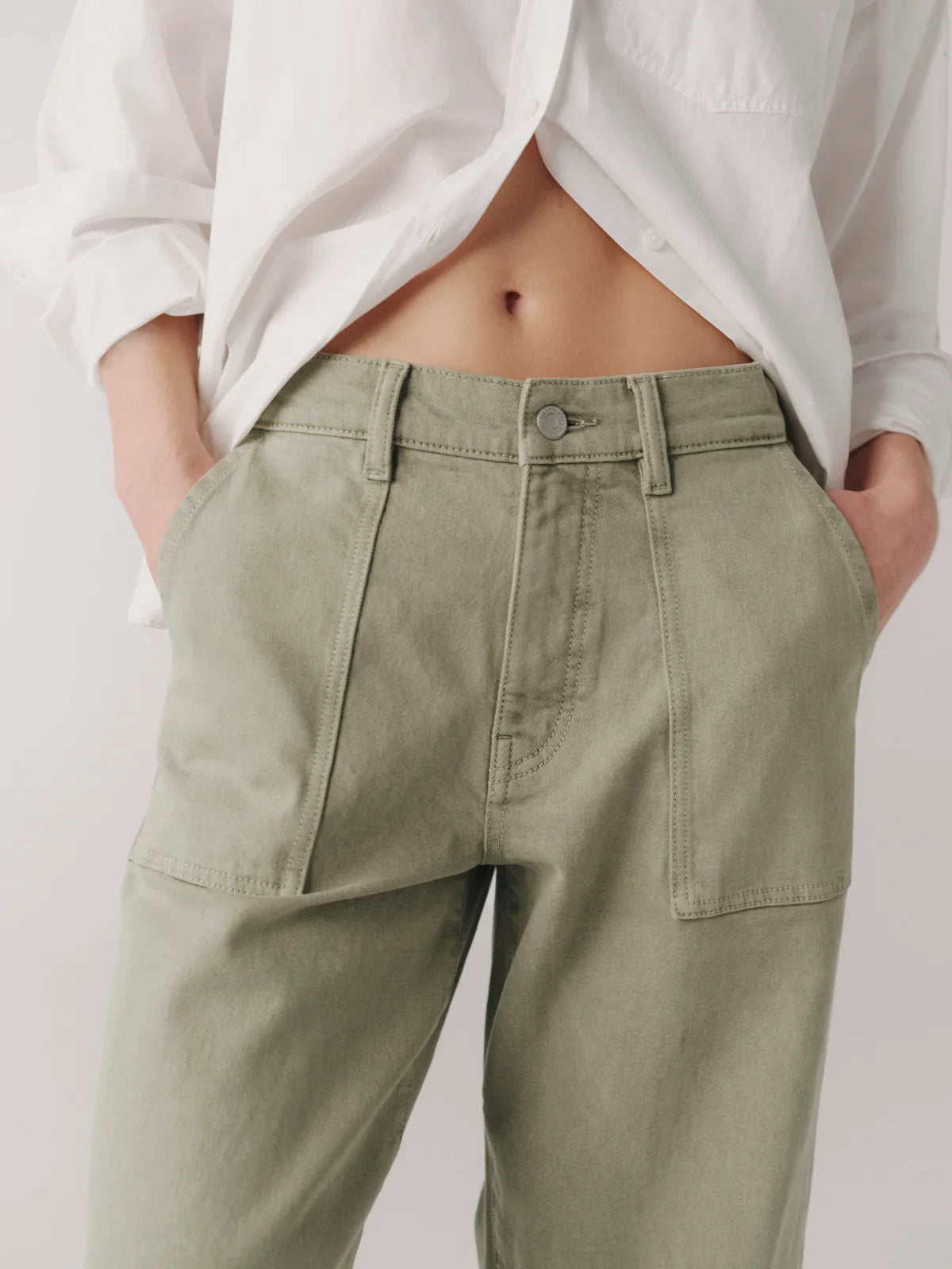 Bna Soft Curve Barrel Jean in Laurel Green