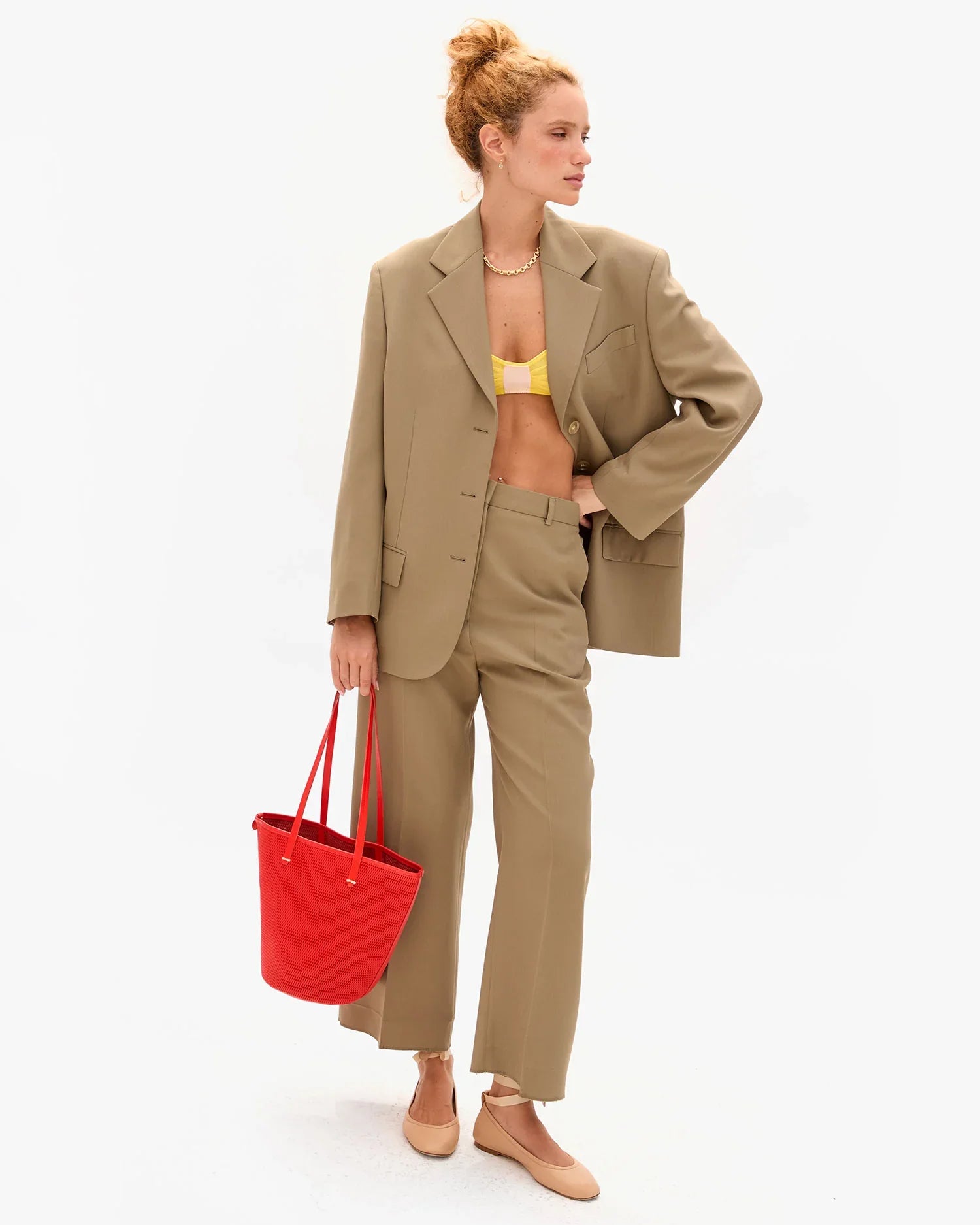 Choupette in Bright Poppy Diamond Perf
