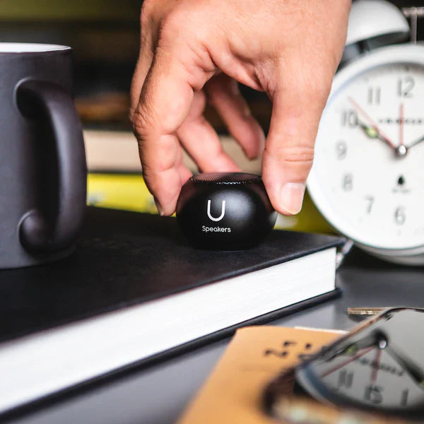 Mini Speaker in Black