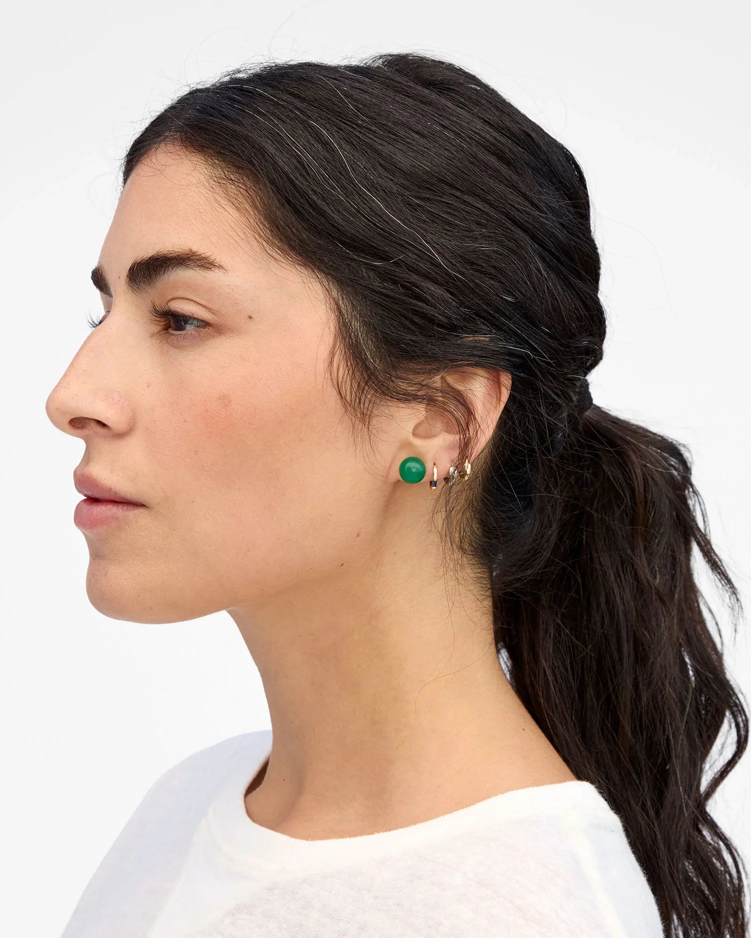 Le Bead Stud Earrings in Emerald