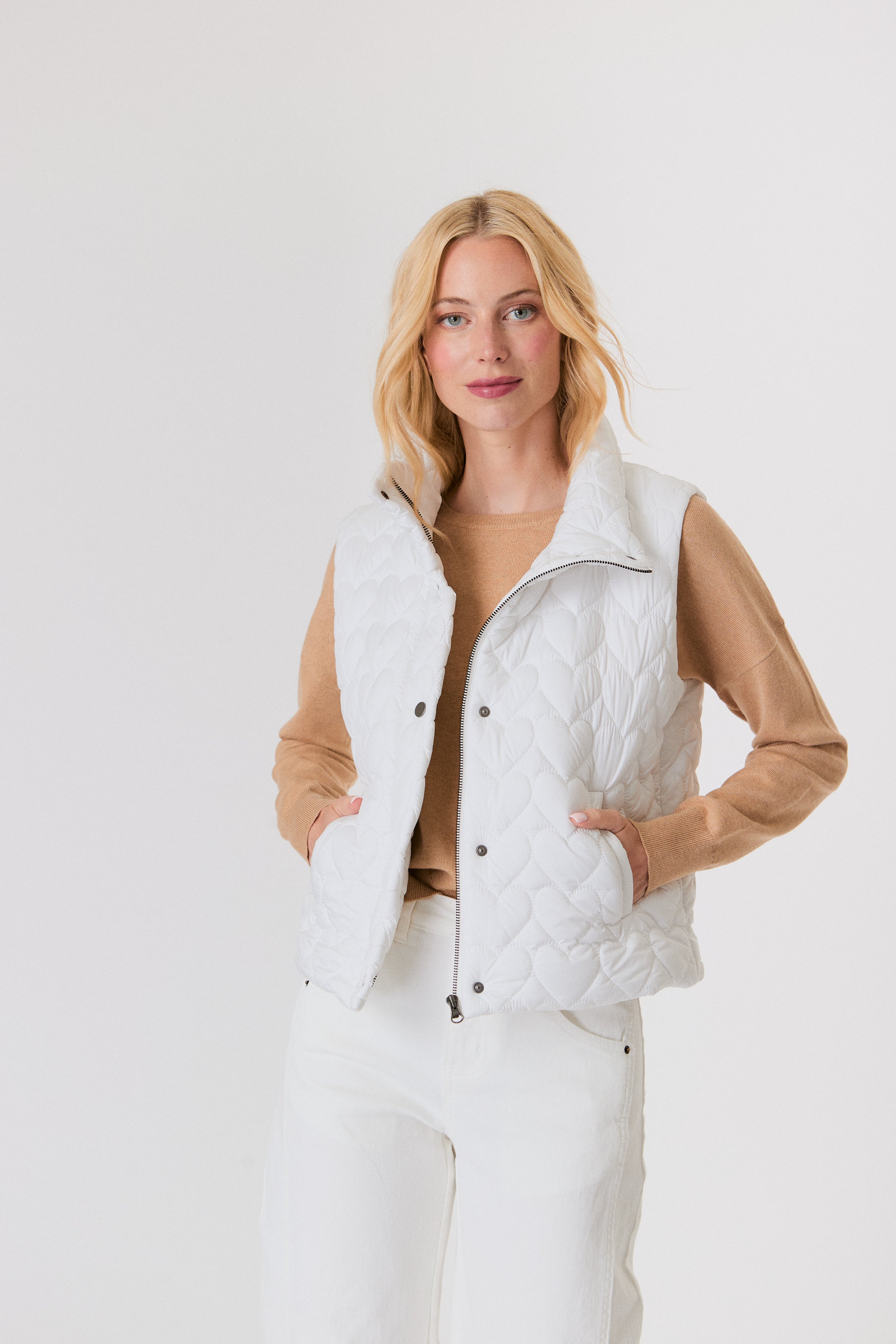 Heart Puffer Vest in White