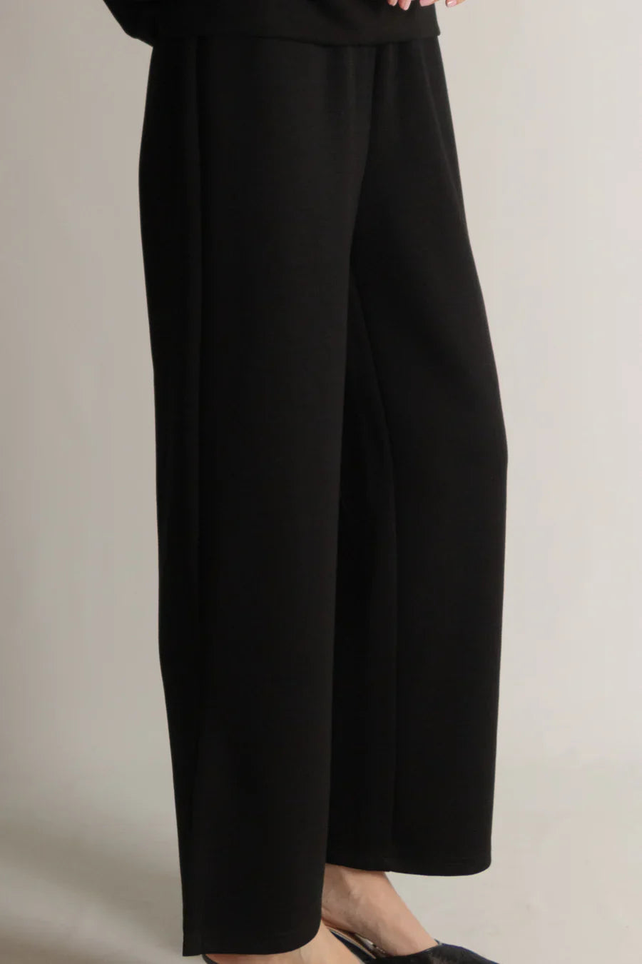 Blake Wide Leg Pants with Bottom Slits in Black