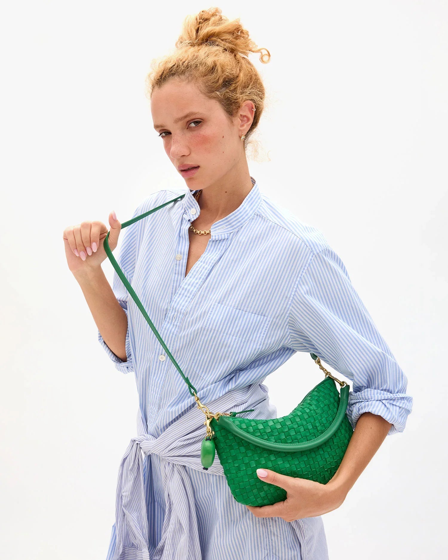 Petit Moyen Messenger in Grass Leather/Suede Woven Checker