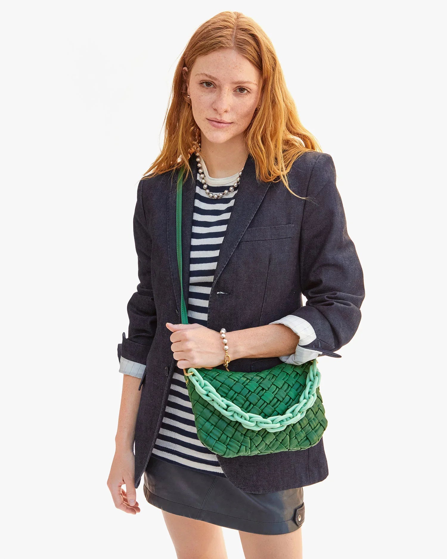 Petit Moyen in Fern Puffy Woven Nappa