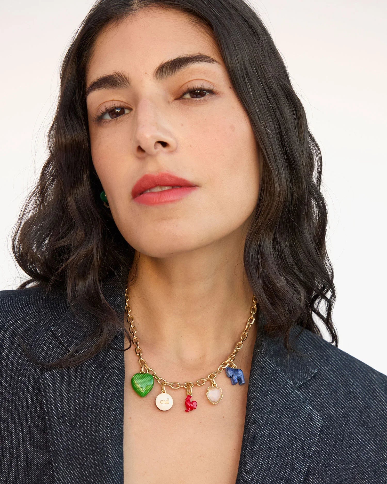 Le Coq Charm in Poppy