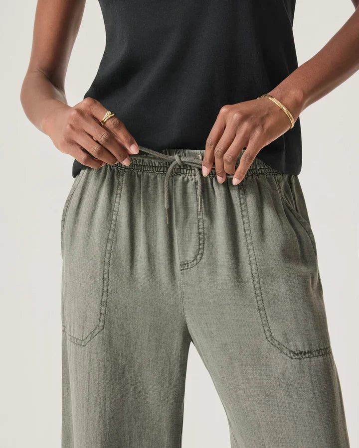 Angie Crop Wide Leg Pant in Soft Vintage Olive Branch