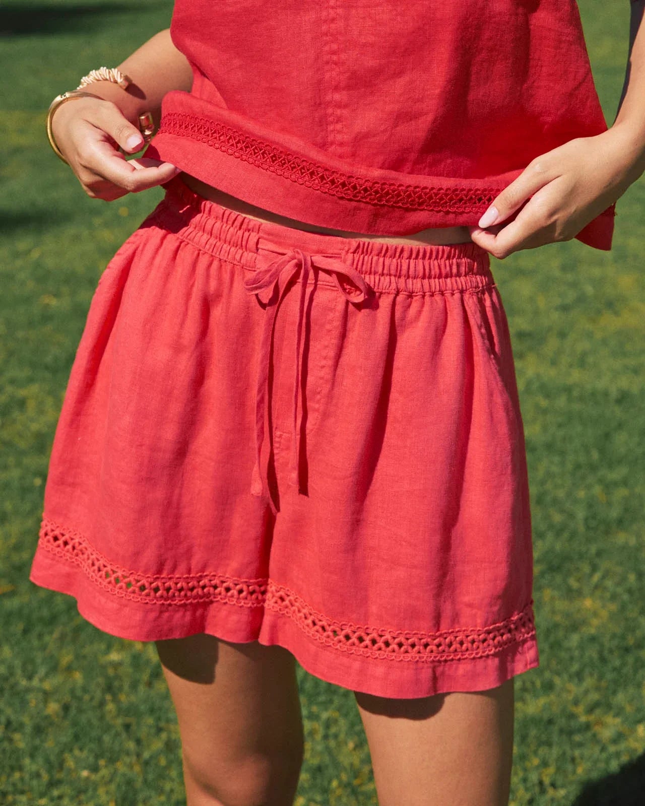 Stella Linen Trim Short in Scarlet