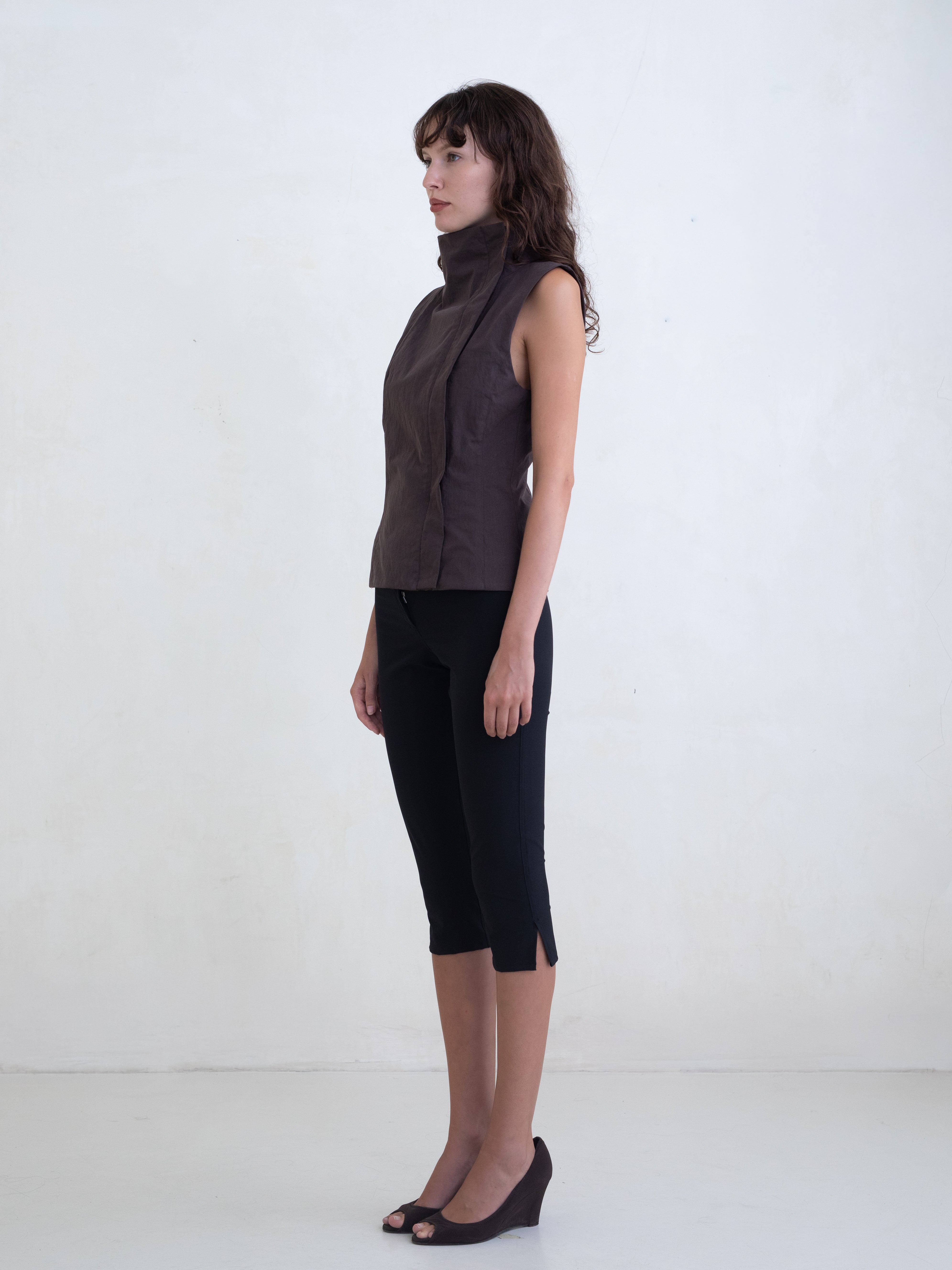 Petit Capri - Black
