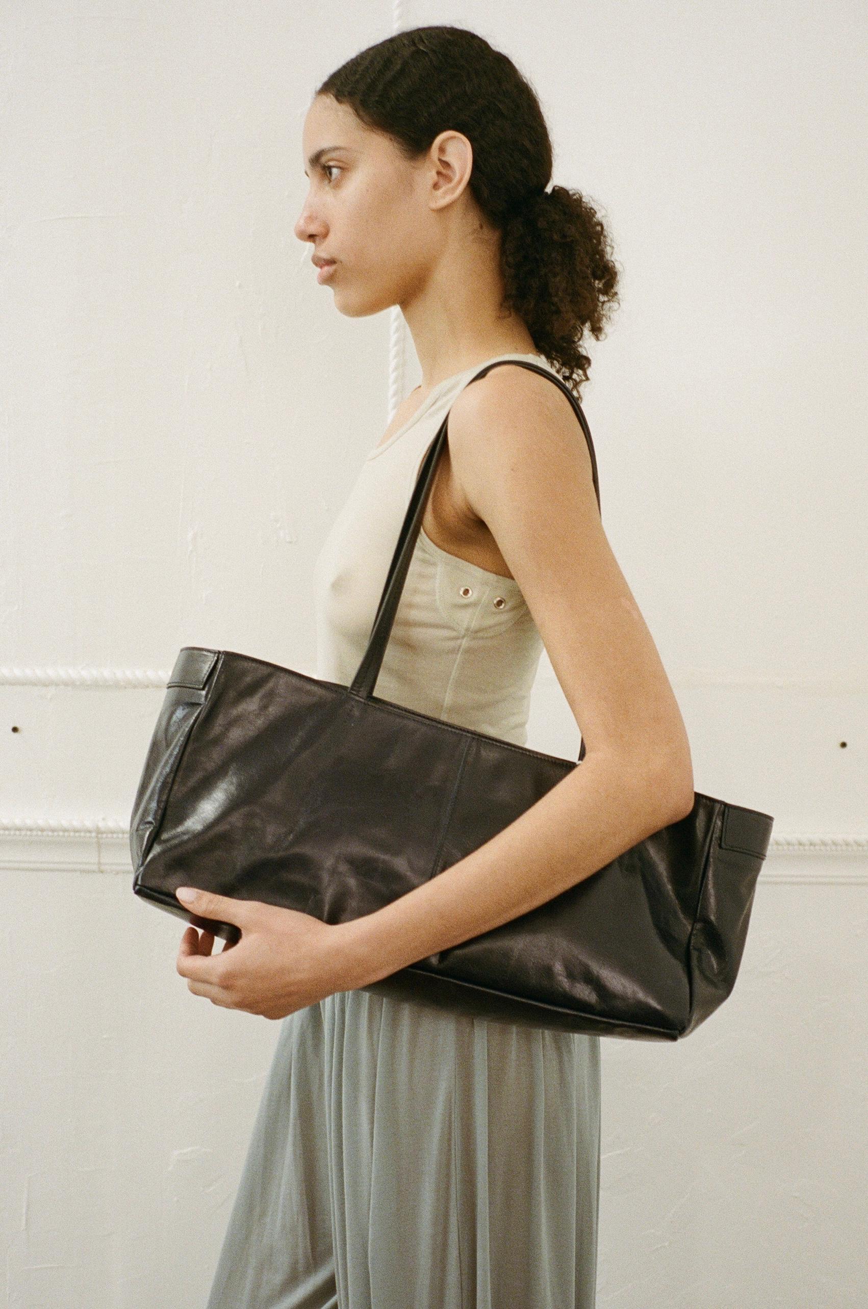 Anna Shoulder Bag - Navy