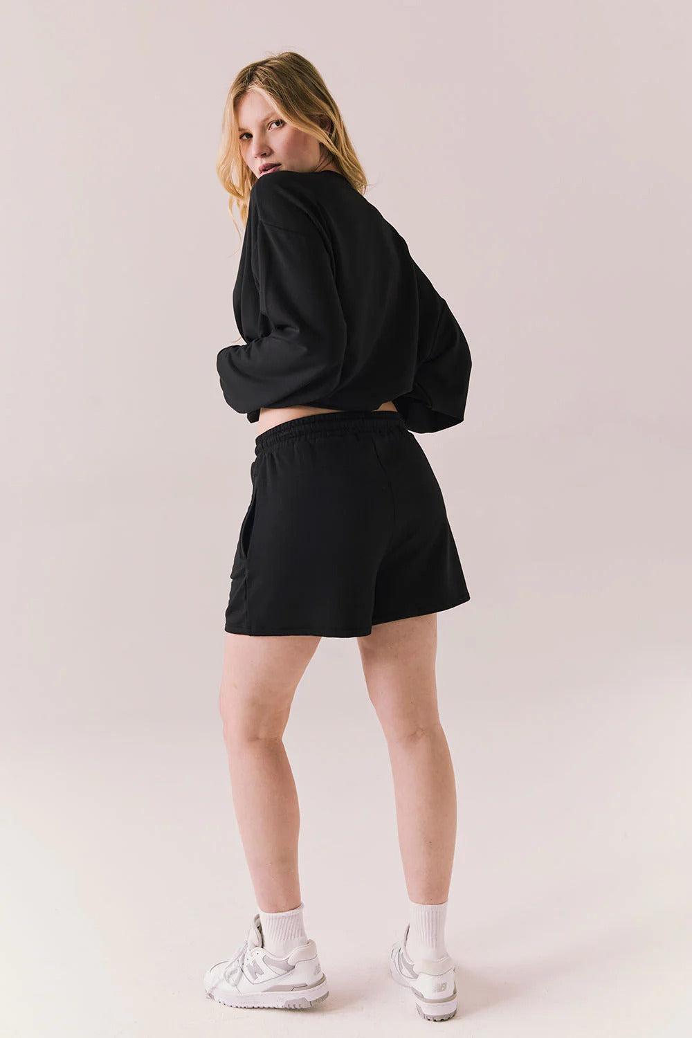 Hanover Shorts in True Black