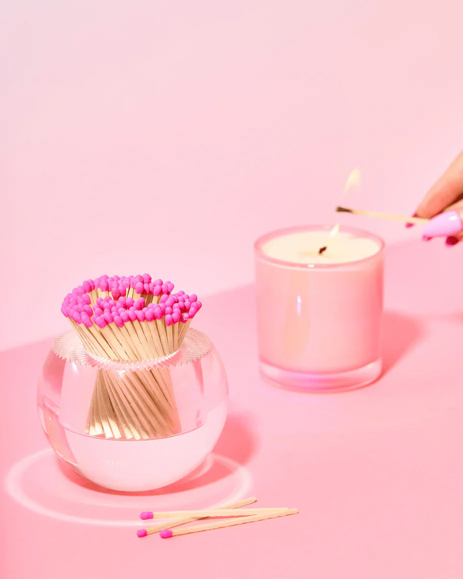 Round Match Striker w/ Hot Pink Matches
