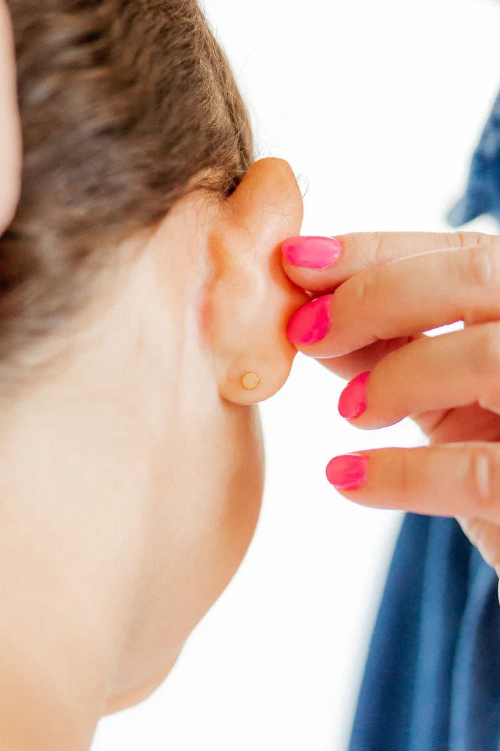 Nora Heart Red Screwback Stud