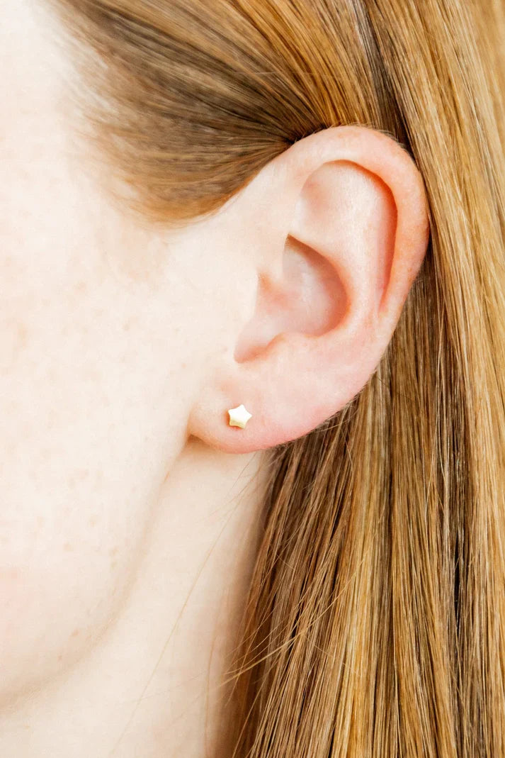 Stella Star Screwback Stud