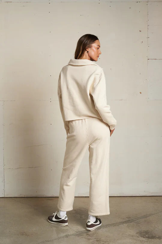 Vinny Collared Sweatshirt in Sugar