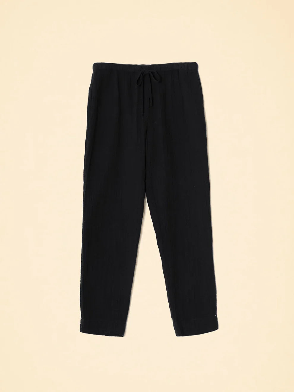 Jordyn Pant in Black