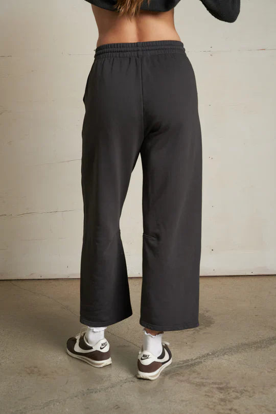 Fallon Barrel Sweatpant in Vintage Black